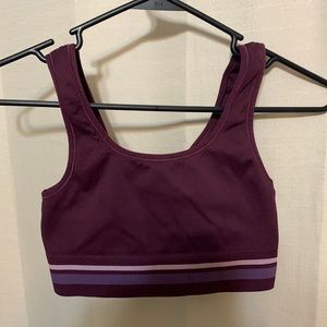 All In motion sports bra. No size on item but it’s an XS.